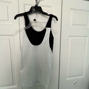 Yummie by Heather Thomson Set of Black and White Light Shapewear Tank Tops